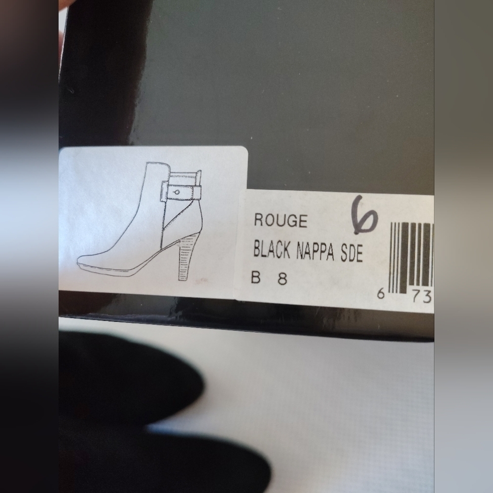 Aqouatalia Elegant Black Suede Ankle Boots Size 8 - Picture 7 of 10